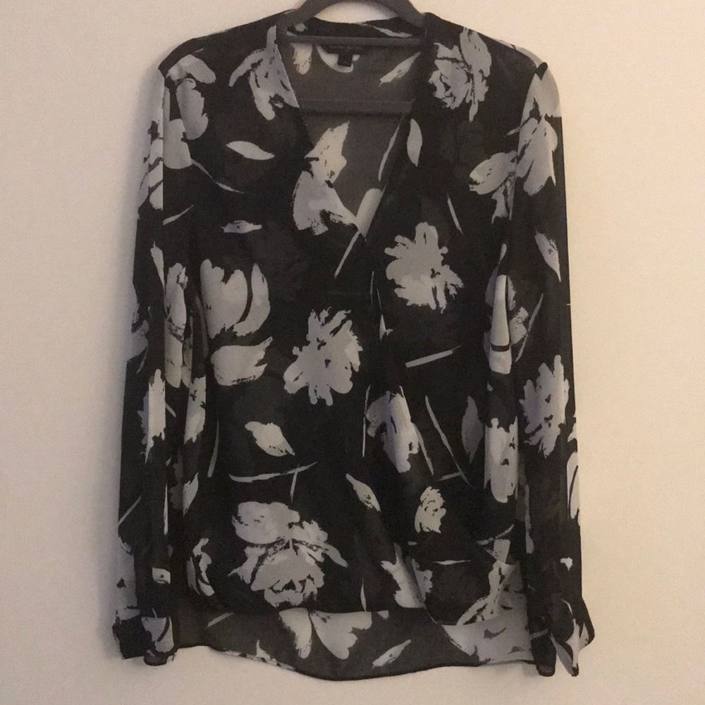 Never worn Banana Republic floral blouse